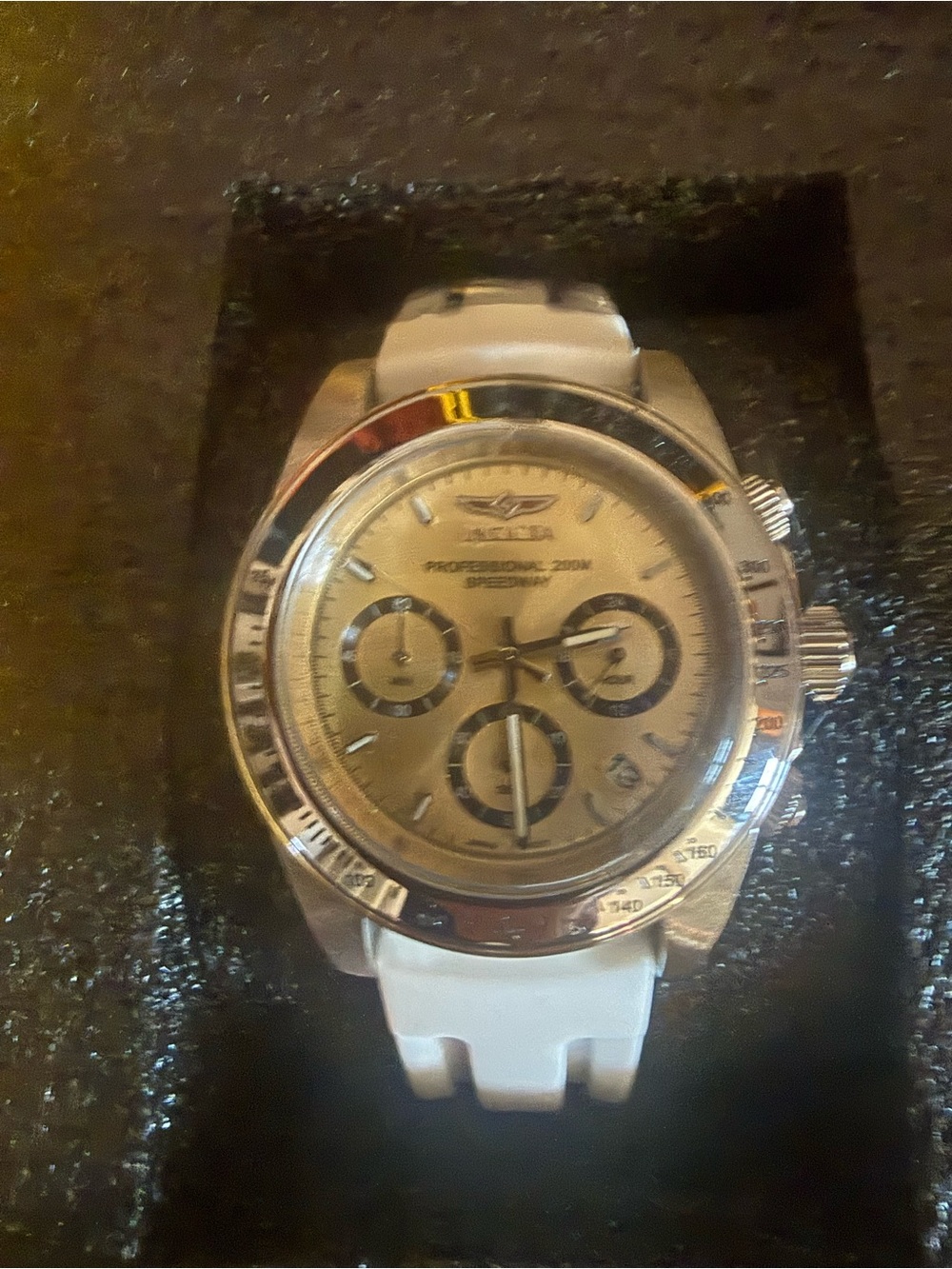 Invicta Watch Case With 8 Men’s Watches - Picture 8 of 11
